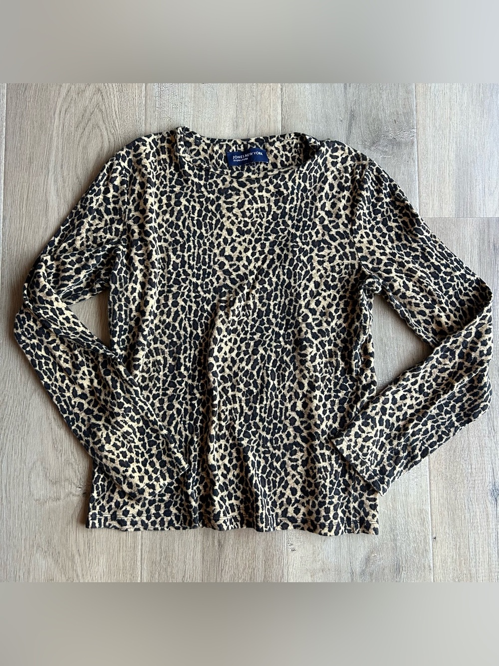 Vintage Jones New York Leopard Print Long Sleeve Shirt